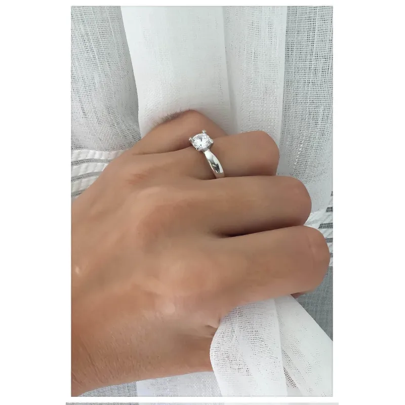 Bague Solitaire Zirconium Cubique Argent 925 Rhodié - Taille 48 à 60 - Neuve Avec étiquettes - Marque Bijouxia