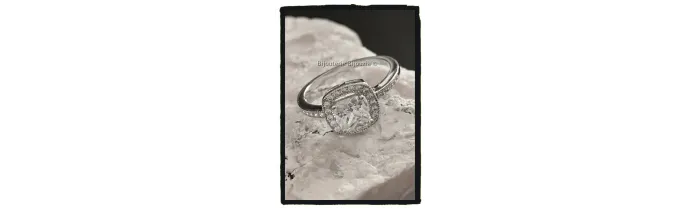 Bague Solitaire Sertie Pavé Zirconium Argent Massif 925/1000 Rhodié T50 à 60