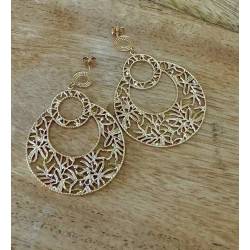 Boucles d'oreilles pendantes motifs ajourés en plaqué or 18 Carats 750/000
