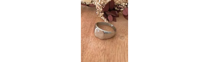 Bague Chevalière Avec Cristal Oxyde de Zirconium Argent Massif Rhodié T56 à 68