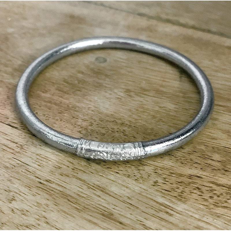 Bracelet jonc lisse bouddhiste véritable 5MM X 6,2CM couleur argenté