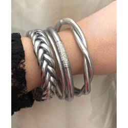 Bracelet véritable jonc bouddhiste modèle twist torsadé couleur argentée