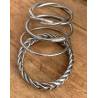 Bracelet véritable jonc bouddhiste modèle twist torsadé couleur argentée