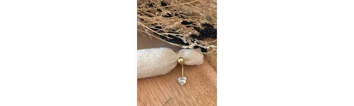 Piercing de nombril cœur en Or 750/1000 et oxyde de zirconium - Bijou Corps