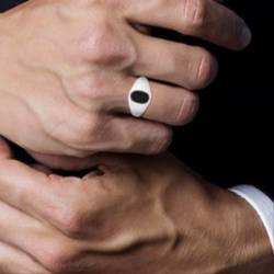 Chevalière TAILLE 54 En Argent Massif 925/000 Et Cabochon Onyx Ovale