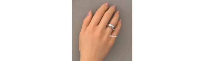Bague Jonc Bombée Solitaire Zirconium En Plaqué Argent 925/000 12MICRONS Rhodié