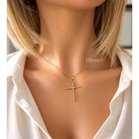 Collier Chaîne Et Pendentif Croix Fil Torsadé En Plaqué Or 18 Carats 750/000